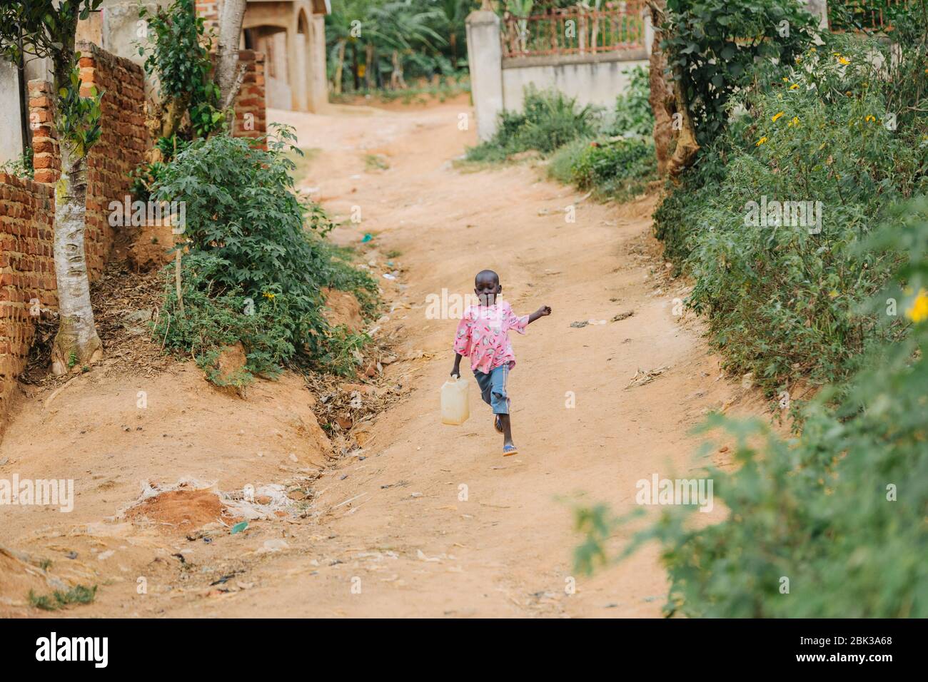 Black child labour hi-res stock photography and images - Page 3 - Alamy
