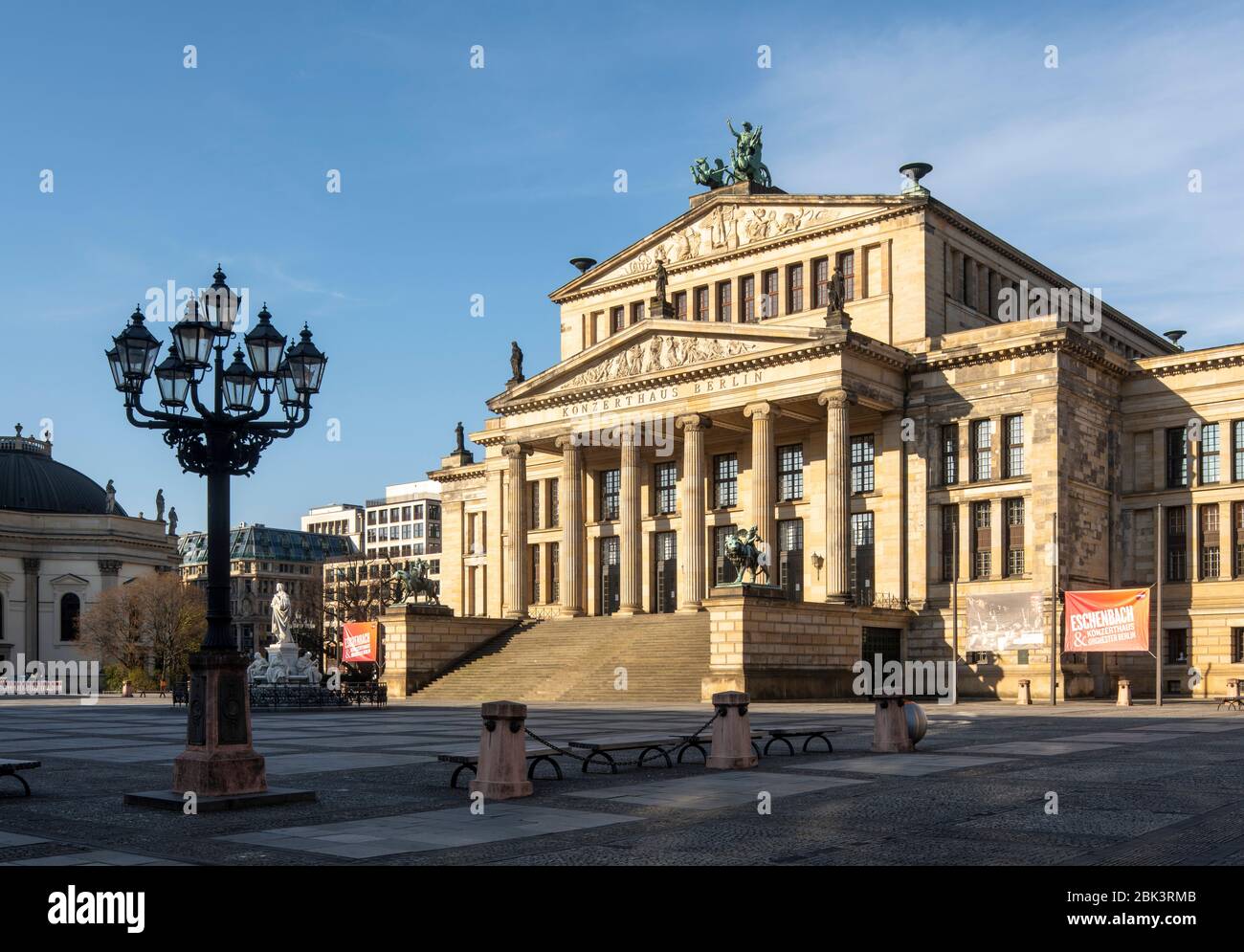 Berlin, Gendarmenmarkt mit Schinkels Konzerthaus Stock Photo