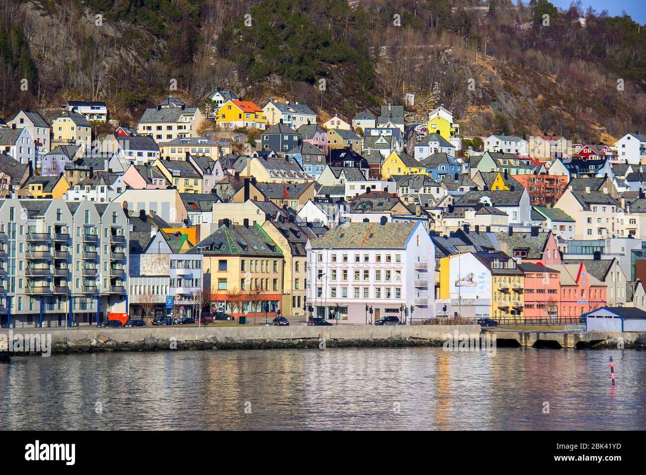 alesund norway,homes in norway,norvegian cruise port,norvegian cruise destinations,homes in