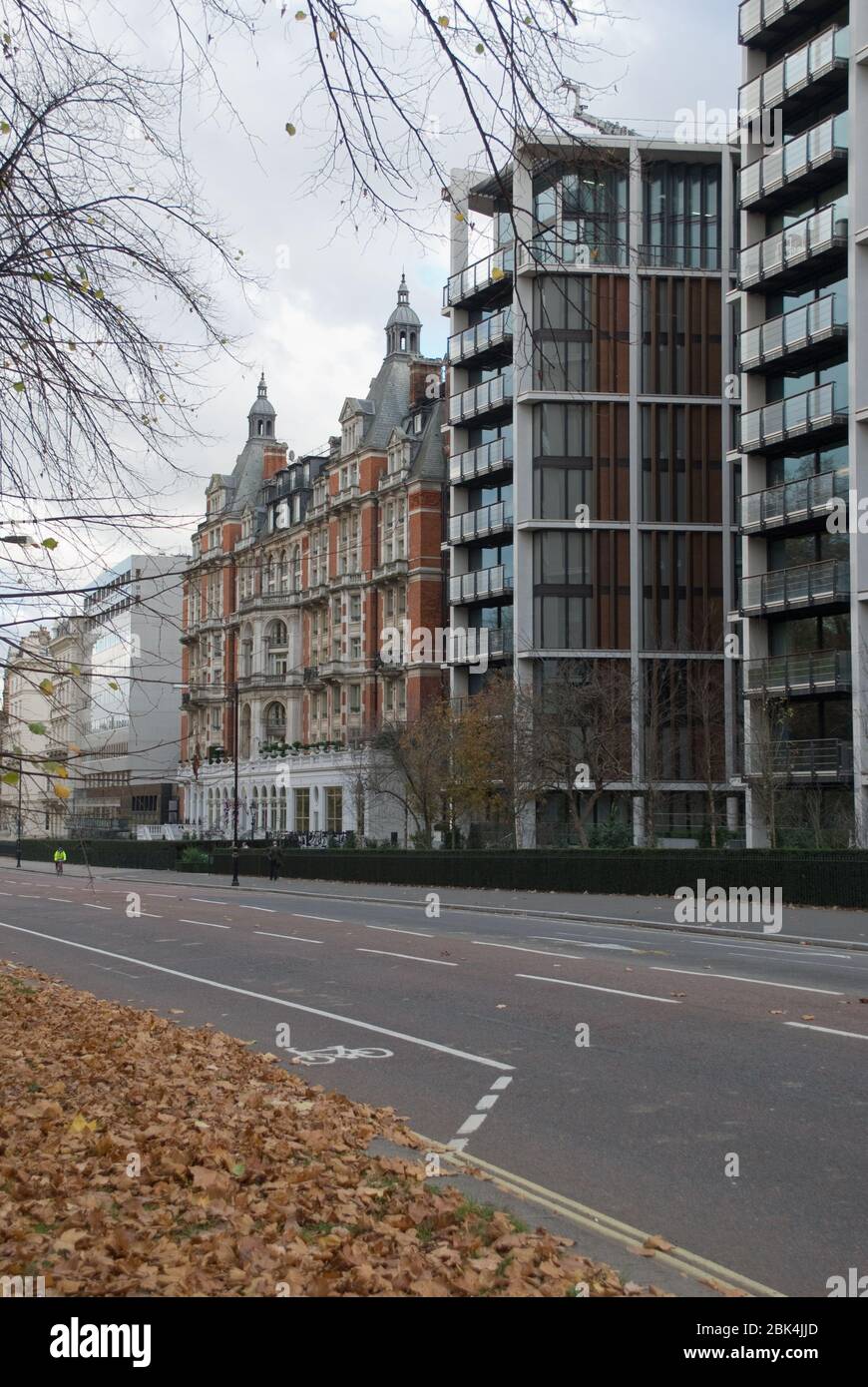 Modern Apartments Luxury Residential Under Construction One Hyde Park, Knightsbridge, London, SW1X 7LJ by RSHP Richard Rogers Graham Stirk Stock Photo