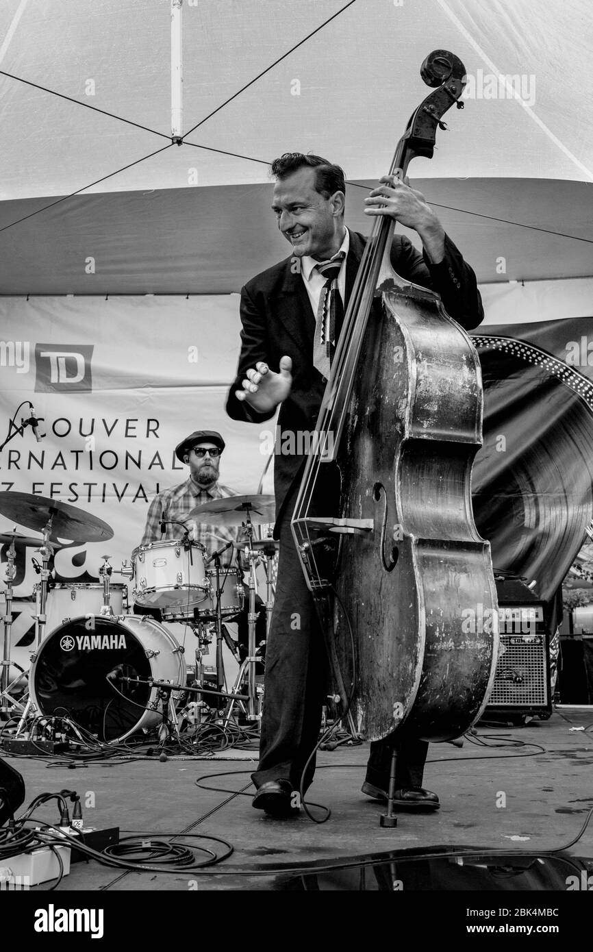 Stand up bass player, Keith Picot, Cousin Harley, Vancouver International Jazz Festival, Vancouver, British Columbia, Canada Stock Photo