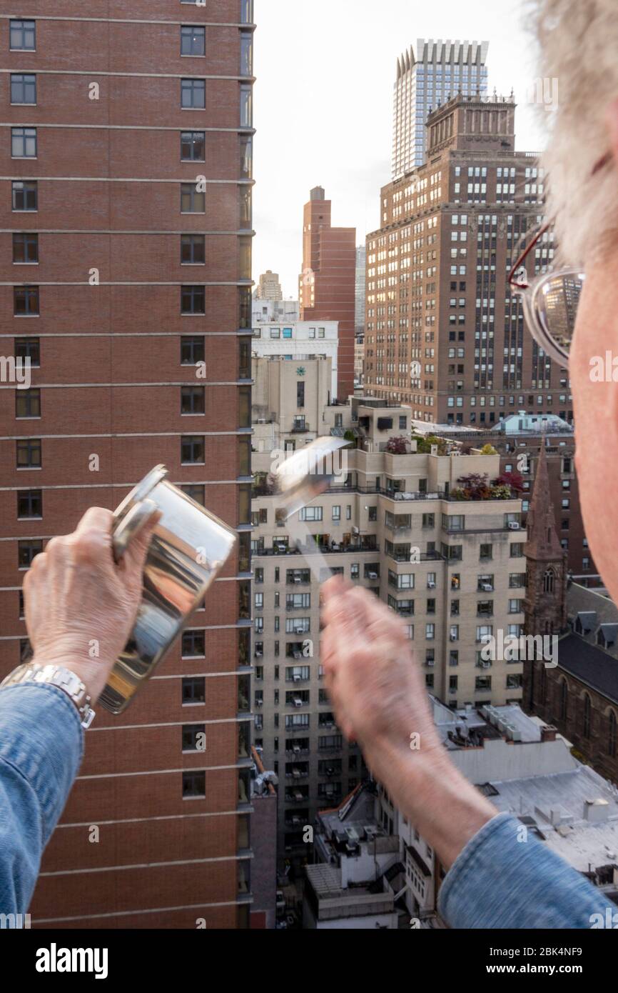 Banging Pots High Resolution Stock Photography and Images Alamy