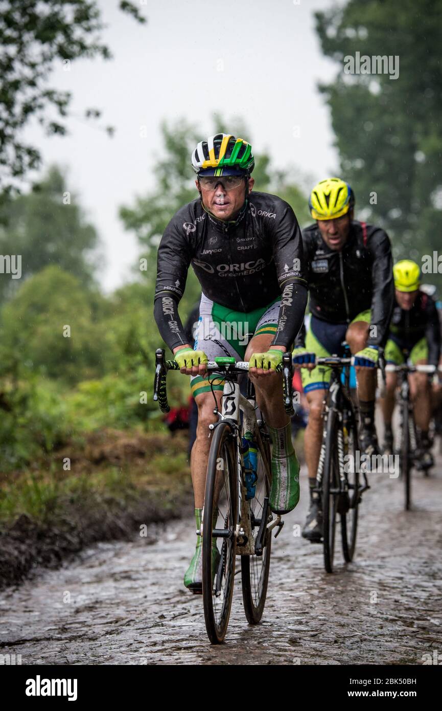 2014 Tour De France Stage 5. Ypres - Arenberg Porte du Hainaut. Simon  Gerrans Stock Photo - Alamy
