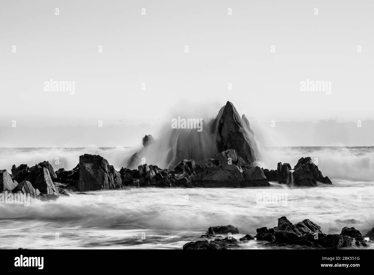 Black and white sky scenery hi-res stock photography and images - Alamy