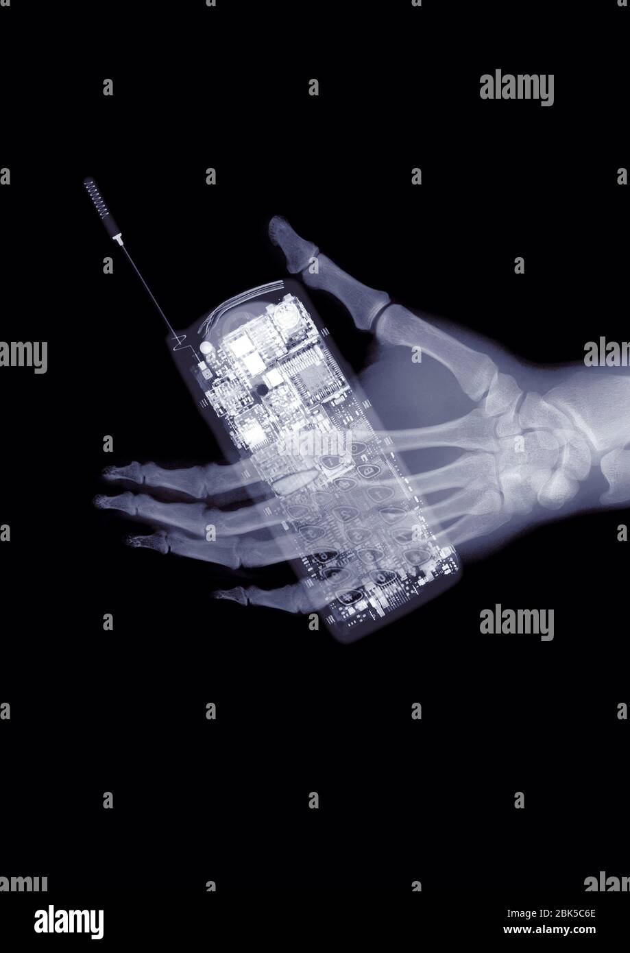 Skeleton cell phone hi-res stock photography and images - Alamy