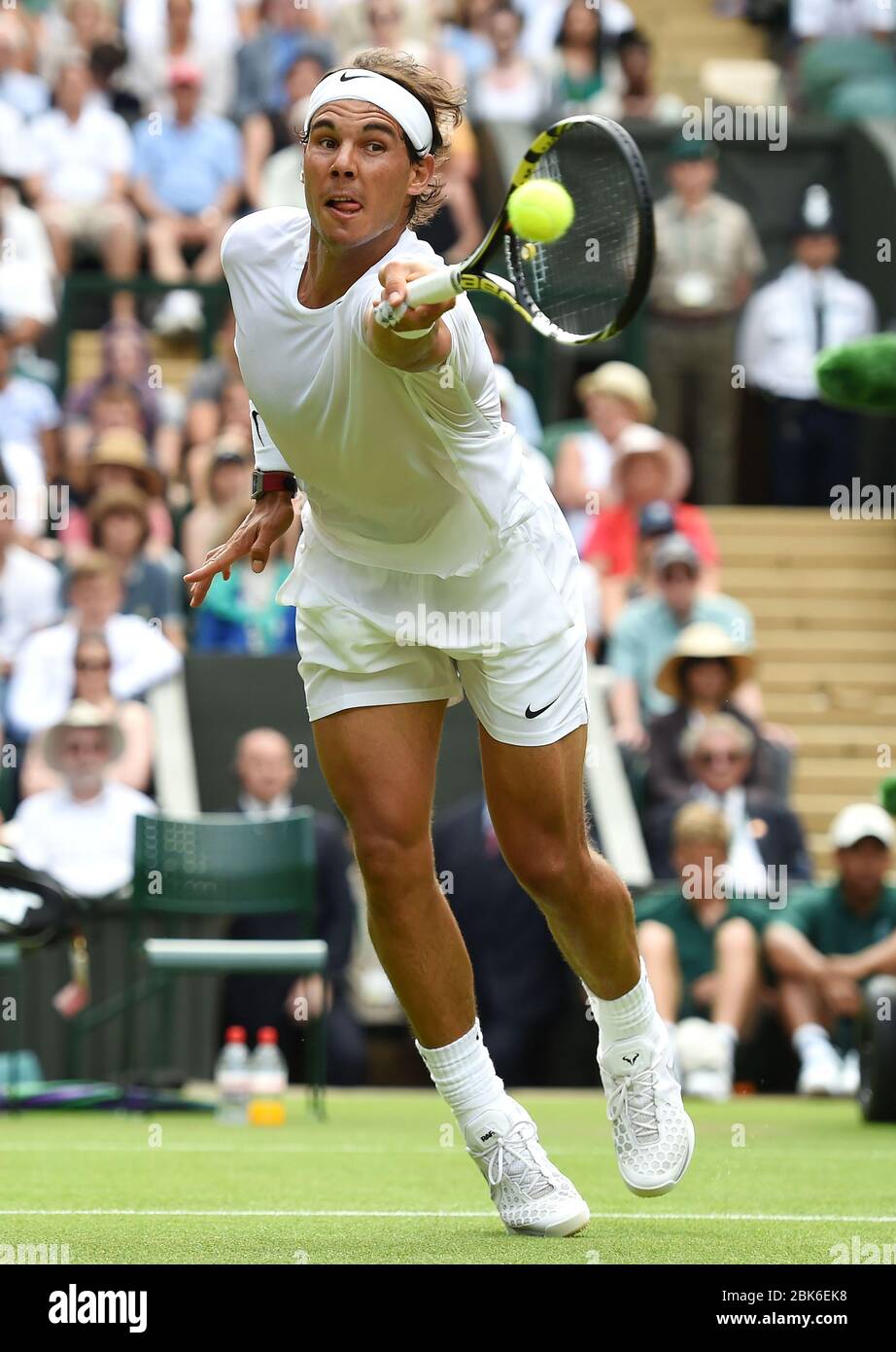 IR20140624. 14/06/24. Wimbledon Tennis Championships 2014, Wimbledon,  London. Mens Singles, Martin Klizan, (SVK) v Rafael Nadal, (ESP) (2) on Centre Stock Photo
