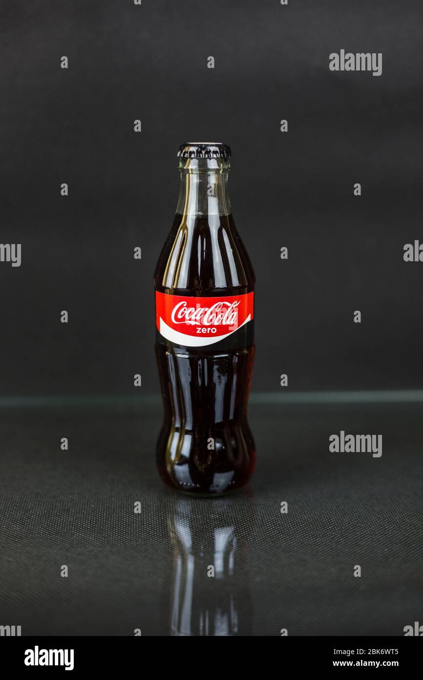 Coca cola zero hi-res stock photography and images - Alamy