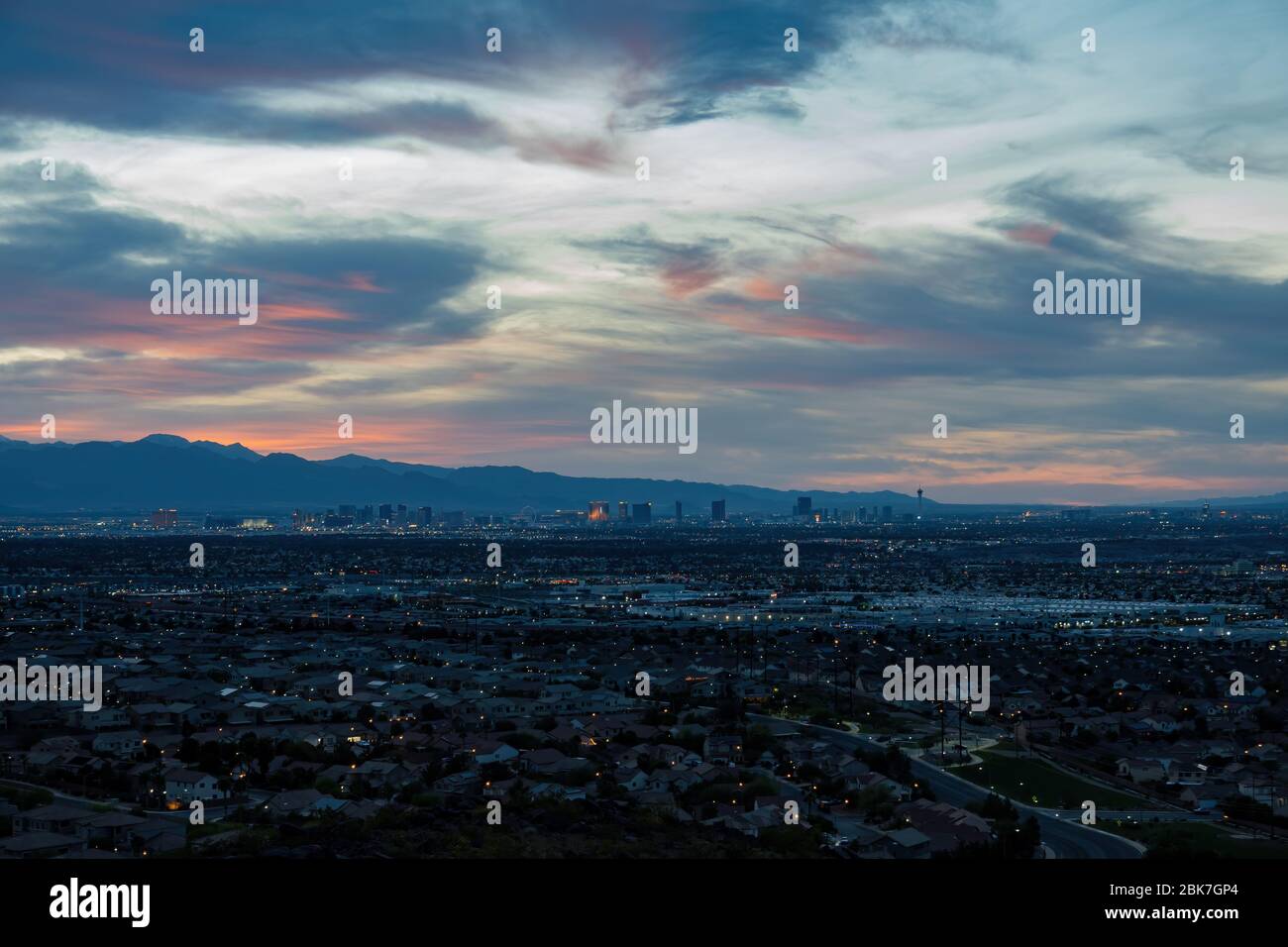 An aerial view sunset blvd sunset strip hi-res stock photography and ...
