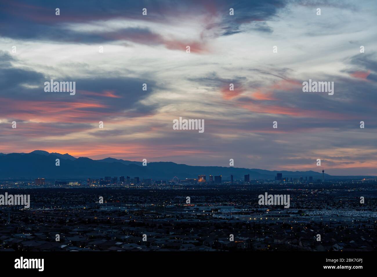 An aerial view sunset blvd sunset strip hi-res stock photography and ...