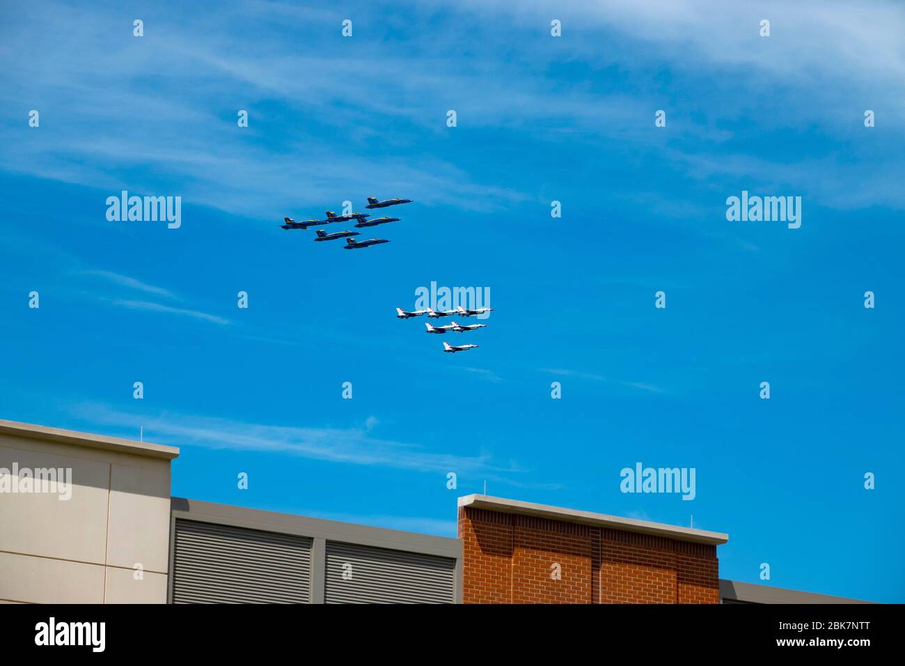 Air force flyover hi-res stock photography and images - Alamy