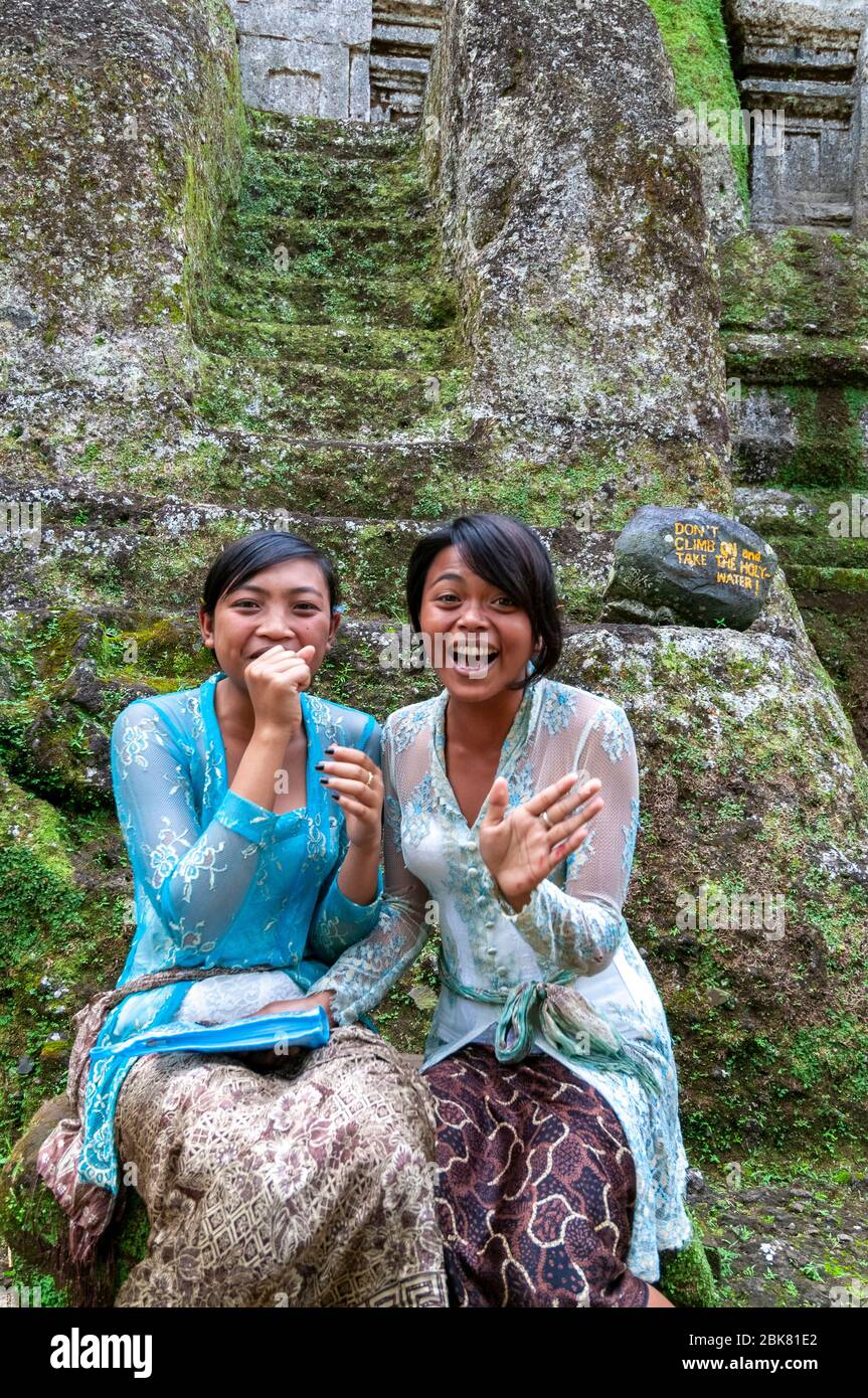 bali ancient woman Laughing young Balinese women at Gunung Kawi temple and funerary complex,  Tampaksiring north east of Ubud in Bali, Indonesia Stock Photo - Alamy
