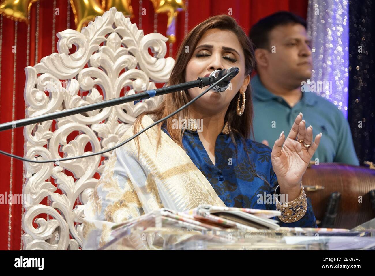 Famous diva hi-res stock photography and images - Alamy