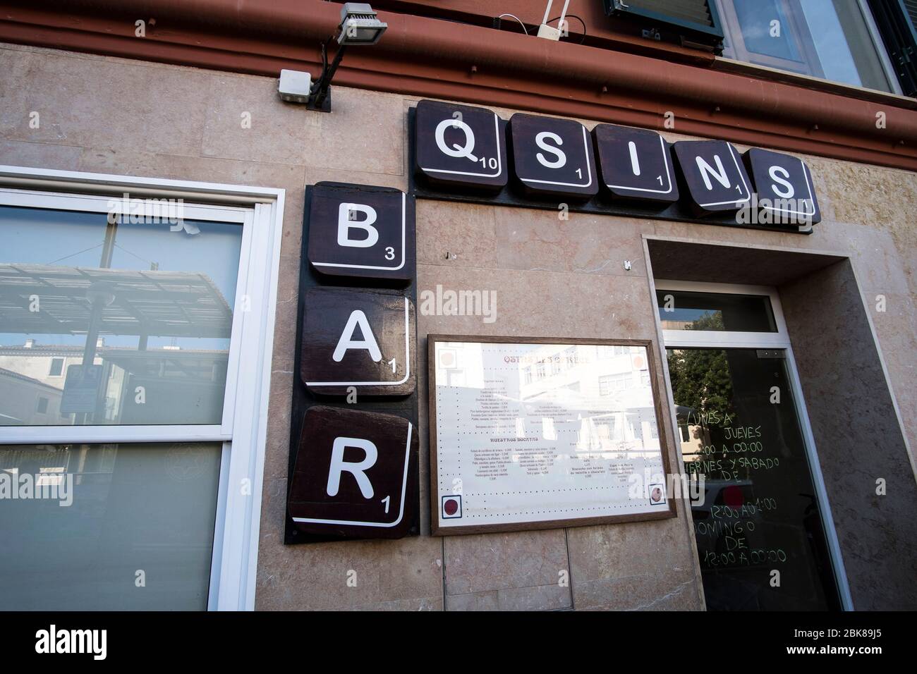 QSINS Bar in Mahon, Menorca Stock Photo