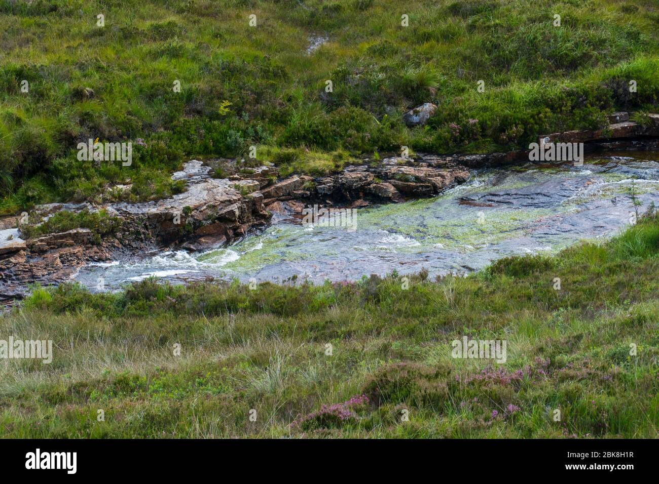 Fluss Eas a Bhradain, Blackhill Wasserfall, auf der Isle of Skye Stock Photo