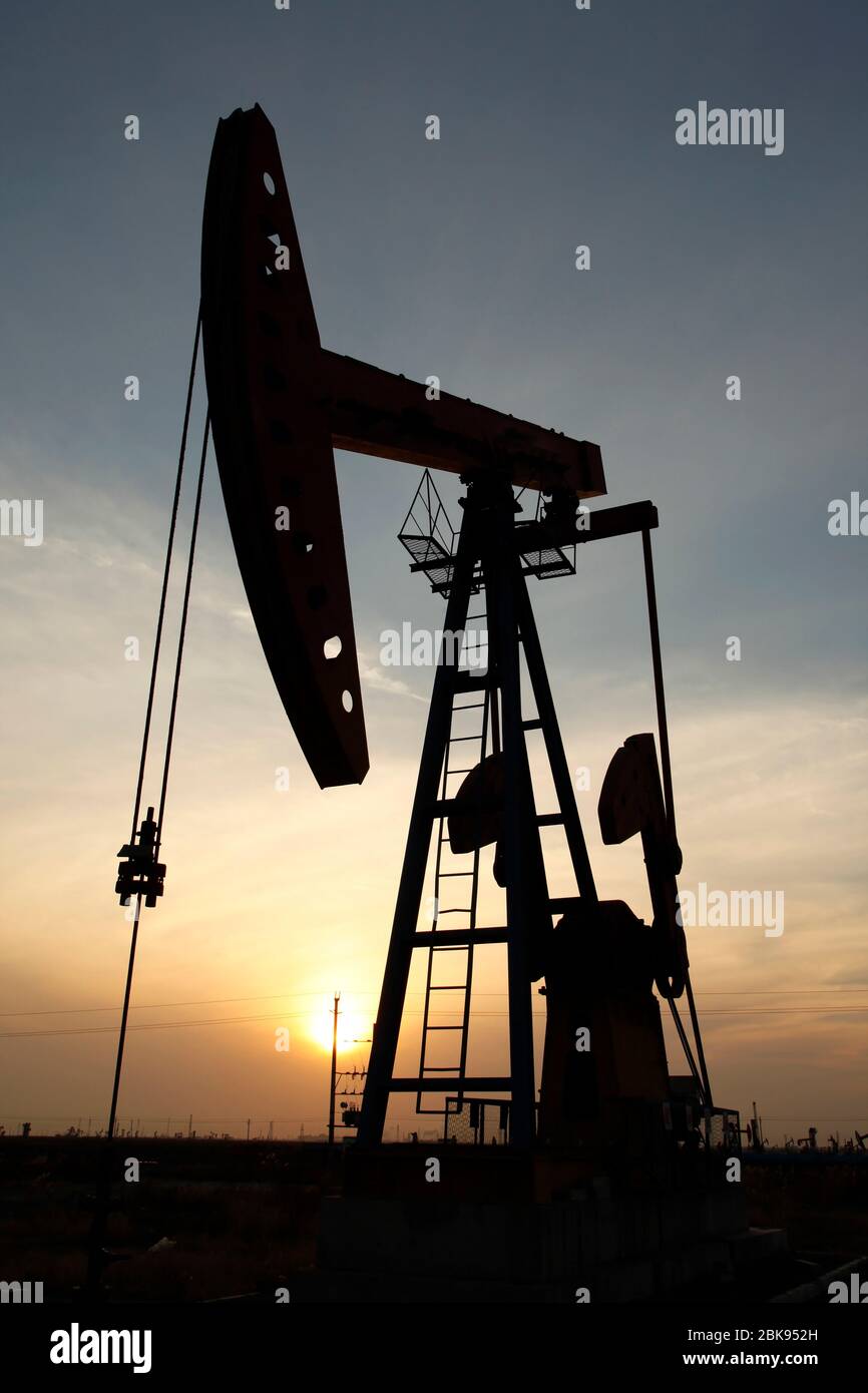 Beam pumping unit, also called a crank balanced beam pumping unit, the