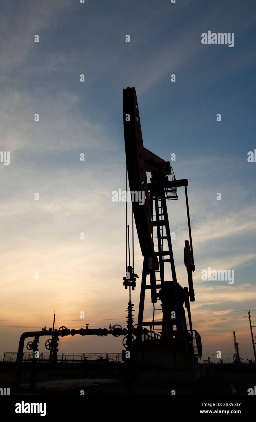 Beam pumping unit, also called a crank balanced beam pumping unit, the