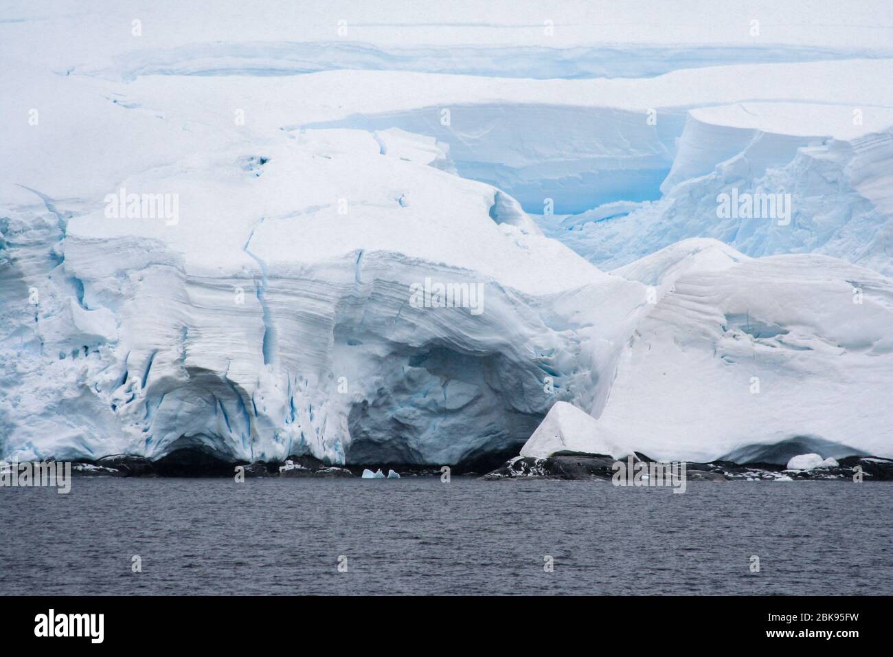 Antarctic peninsula glaciers hi-res stock photography and images - Alamy