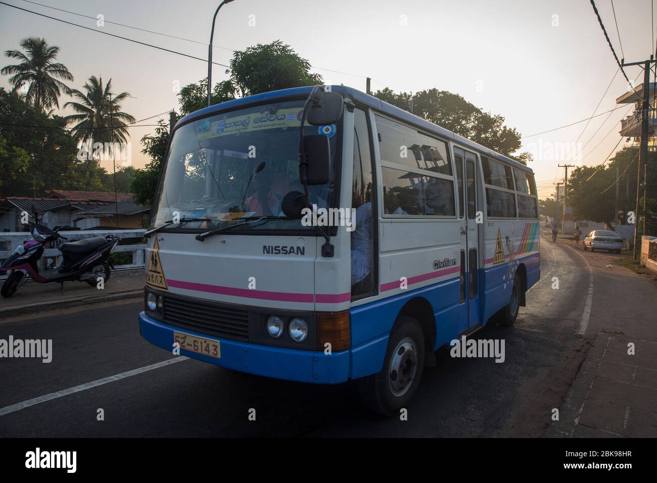Sri lanka school bus hi-res stock photography and images - Alamy