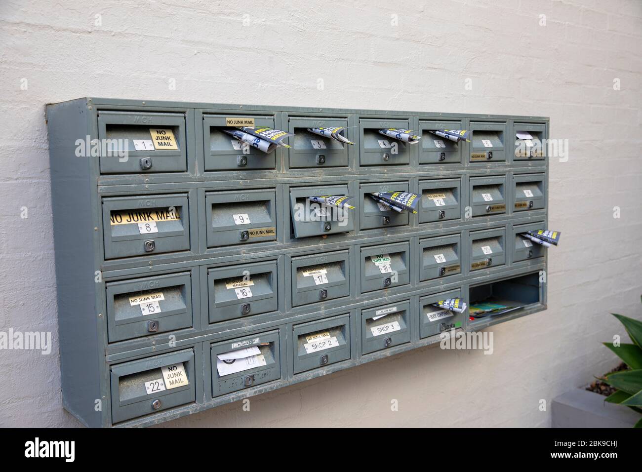 Boxes of junk hi-res stock photography and images - Alamy
