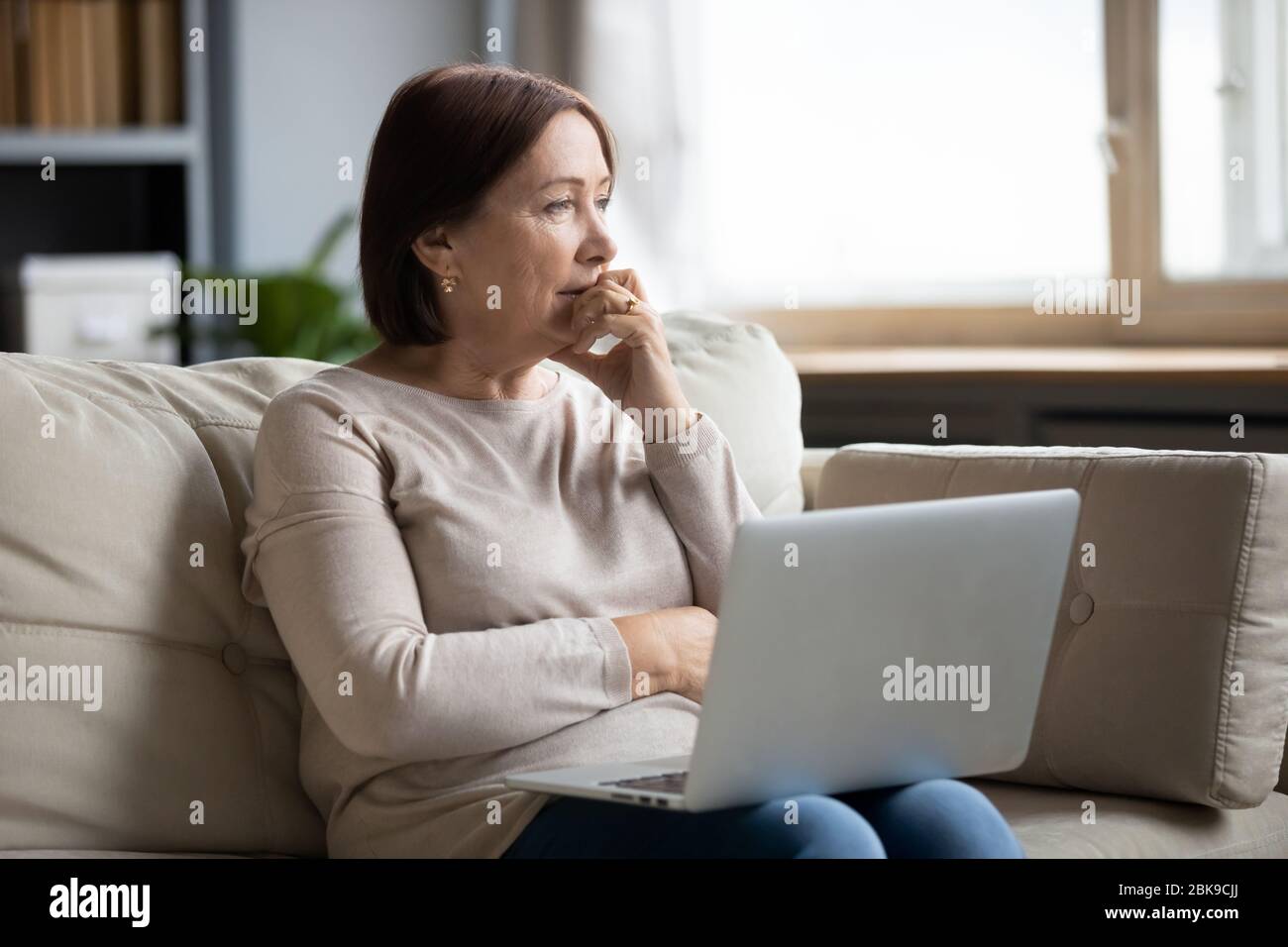 Mature woman health app hi-res stock photography and images - Alamy