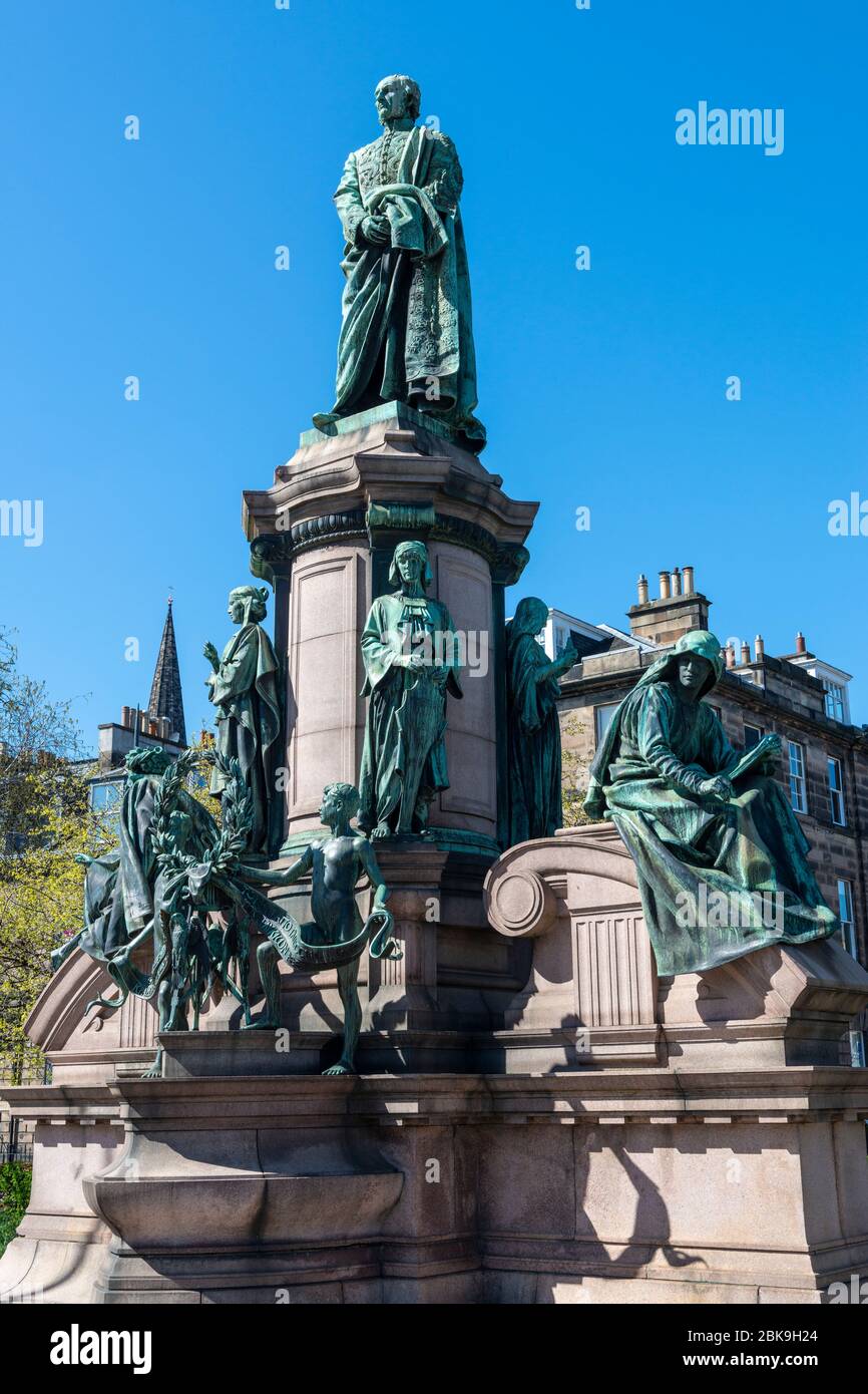 Memorial to William Ewart Gladstone (1809-98), former British Prime Minister, in Coats Crescent Gardens in the West End of Edinburgh, Scotland, UK Stock Photo