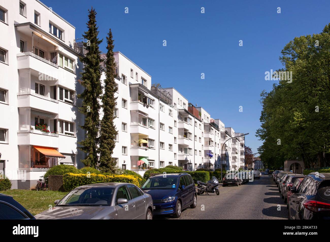 the housing estate Weisse Stadt in the district-Buchforst, built 1929-32 according to plans by Wilhelm Riphan and Caspar Maria Grod, Cologne, Germany. Stock Photo
