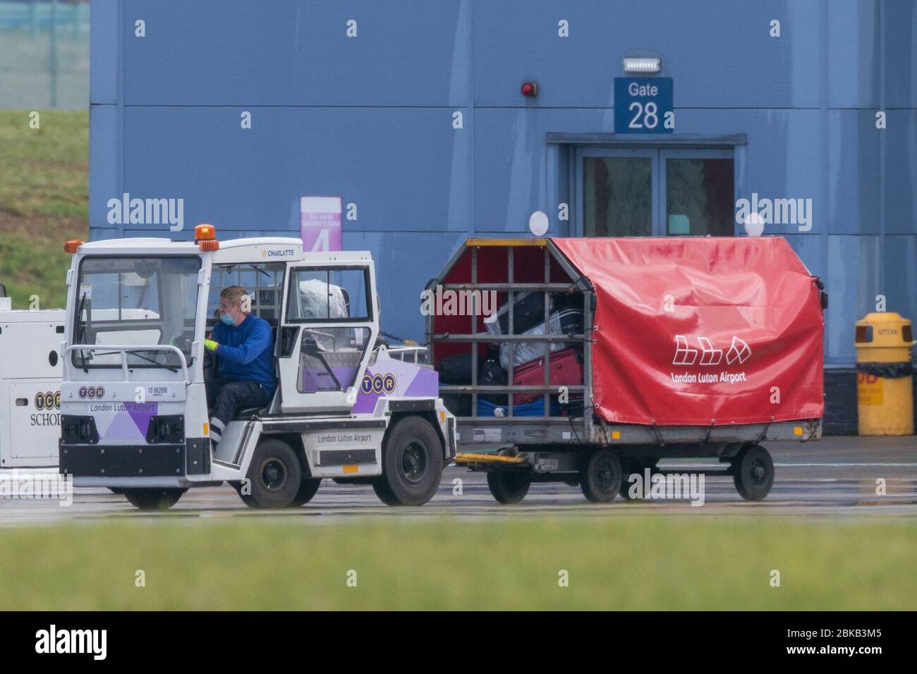 wizz air baggage strict