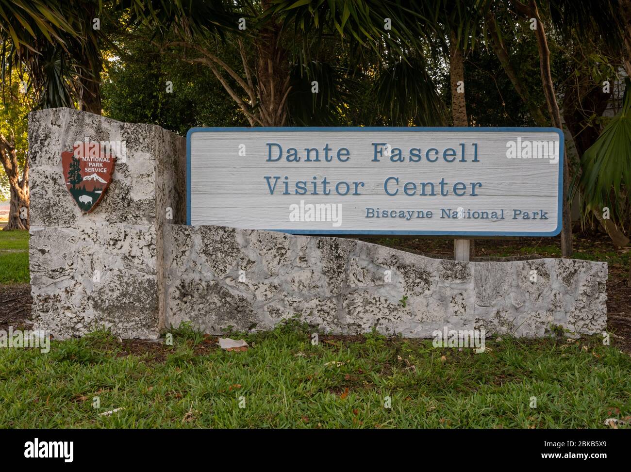 Biscayne National Park, United States: Dante Fascell Visitors Center Sign  at park outside of Miami Stock Photo - Alamy, image size:1300x973