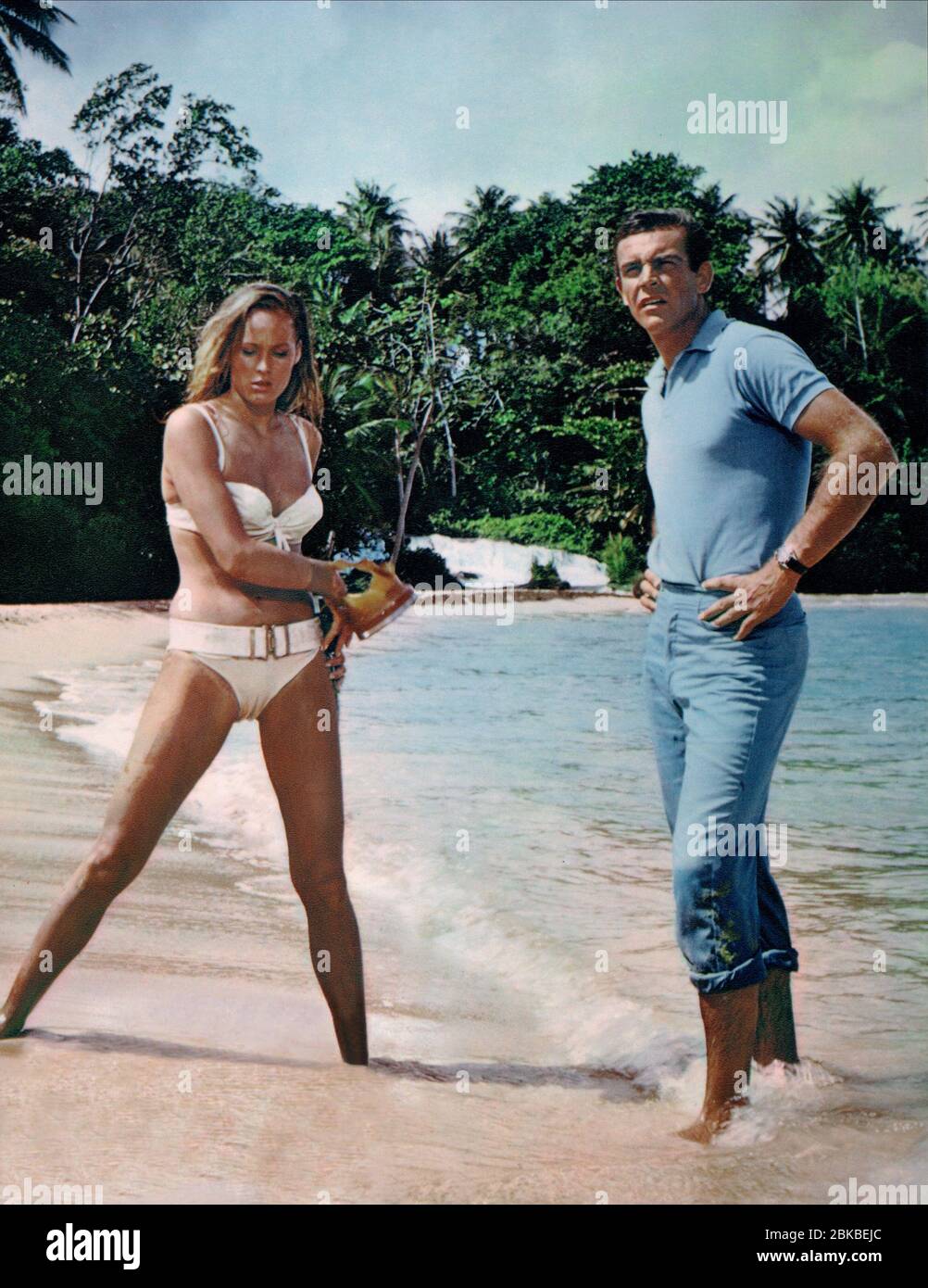 Sean Connery Ursula Andress James High Resolution Stock Photography and Images Alamy