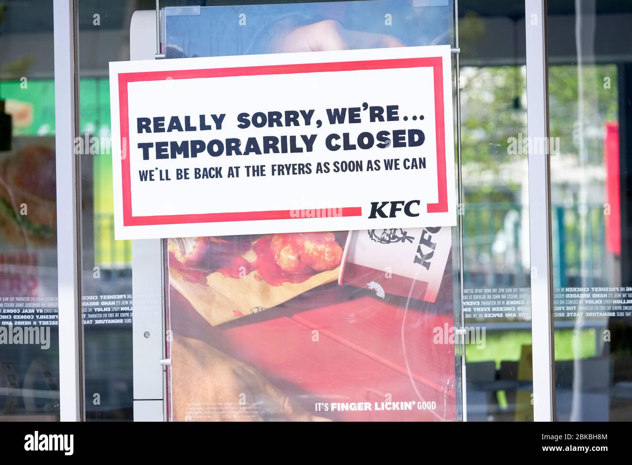 Fast food restaurant KFC drive through closed due to coronavirus covid 19 Stock Photo