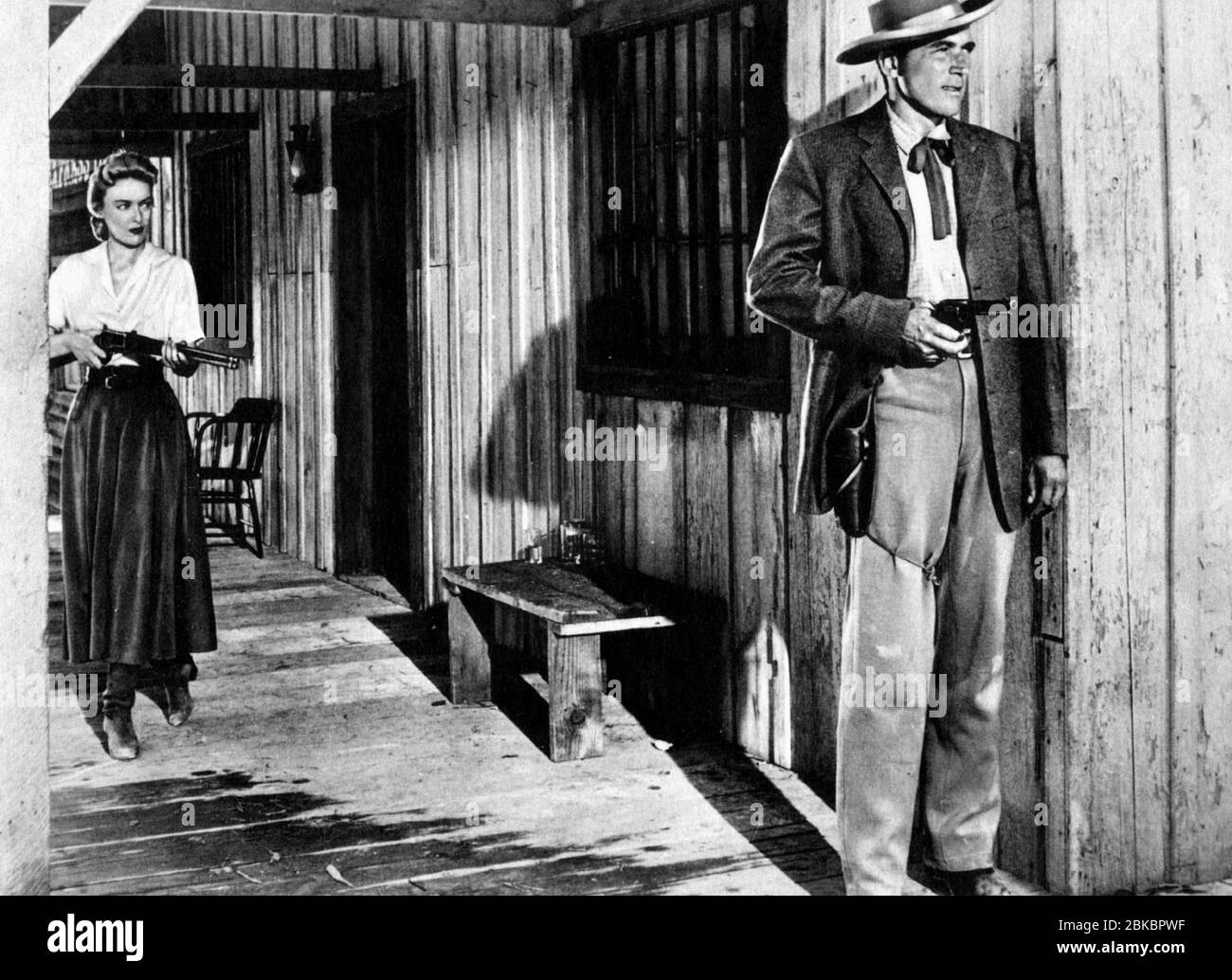 KARIN BOOTH, WILLIAM BISHOP, TOP GUN, 1955 Stock Photo - Alamy