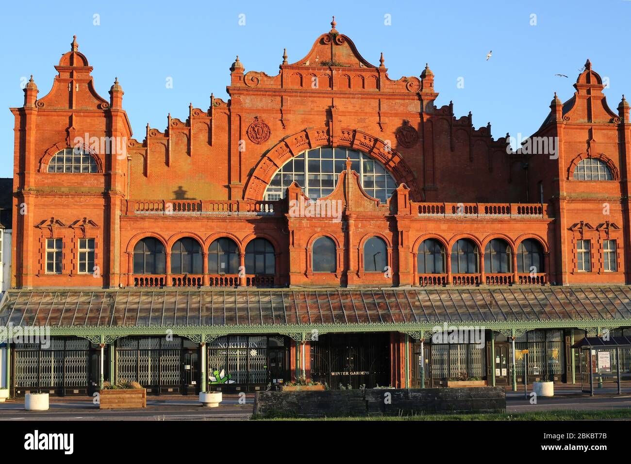 Pavillion Theatre Winter Gardens Hi res Stock Photography And Images pavillion-theatre-winter-gardens-hi-res-stock-photography-and-images