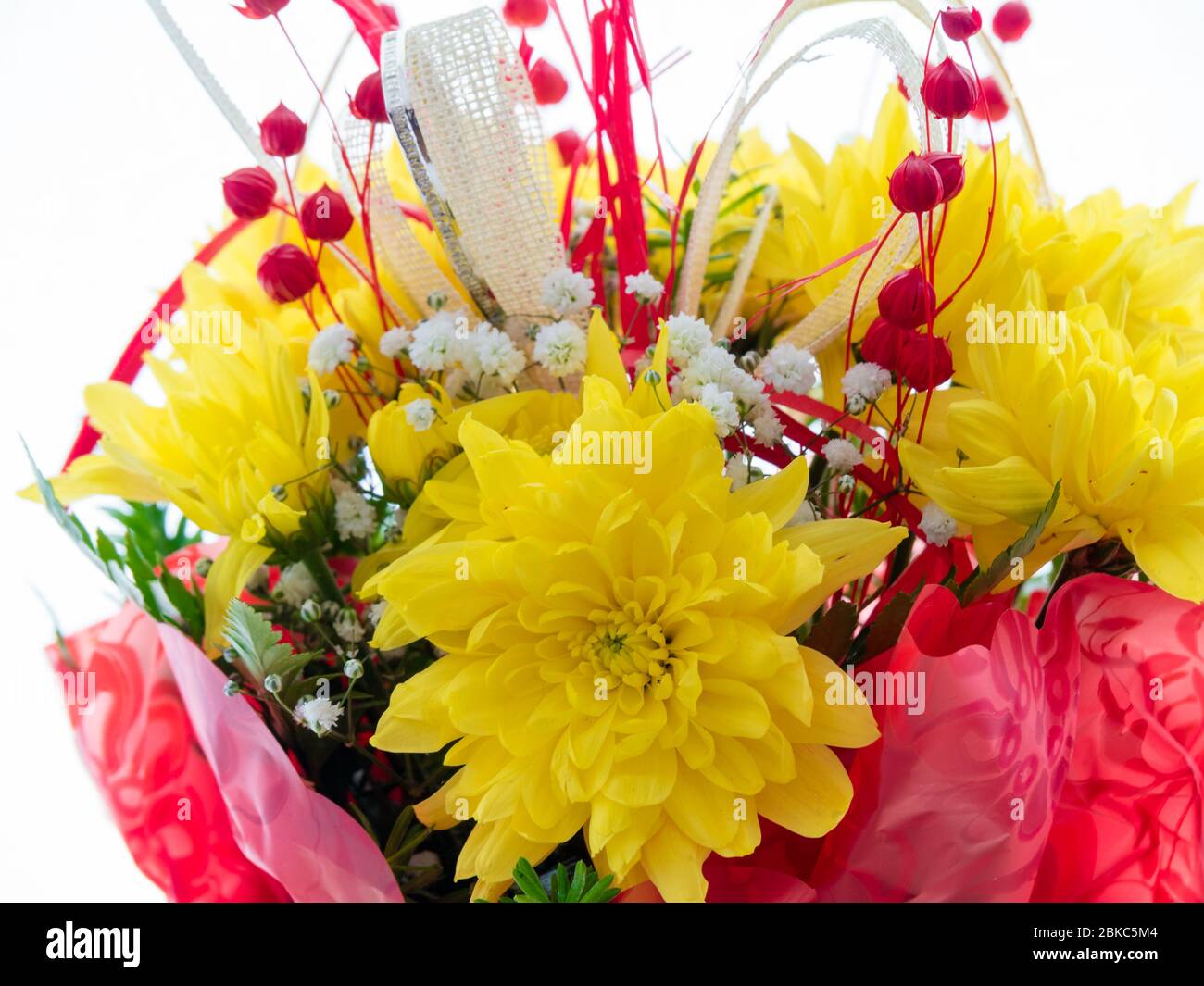 Bouquet wild flowers isolated hi-res stock photography and images - Alamy