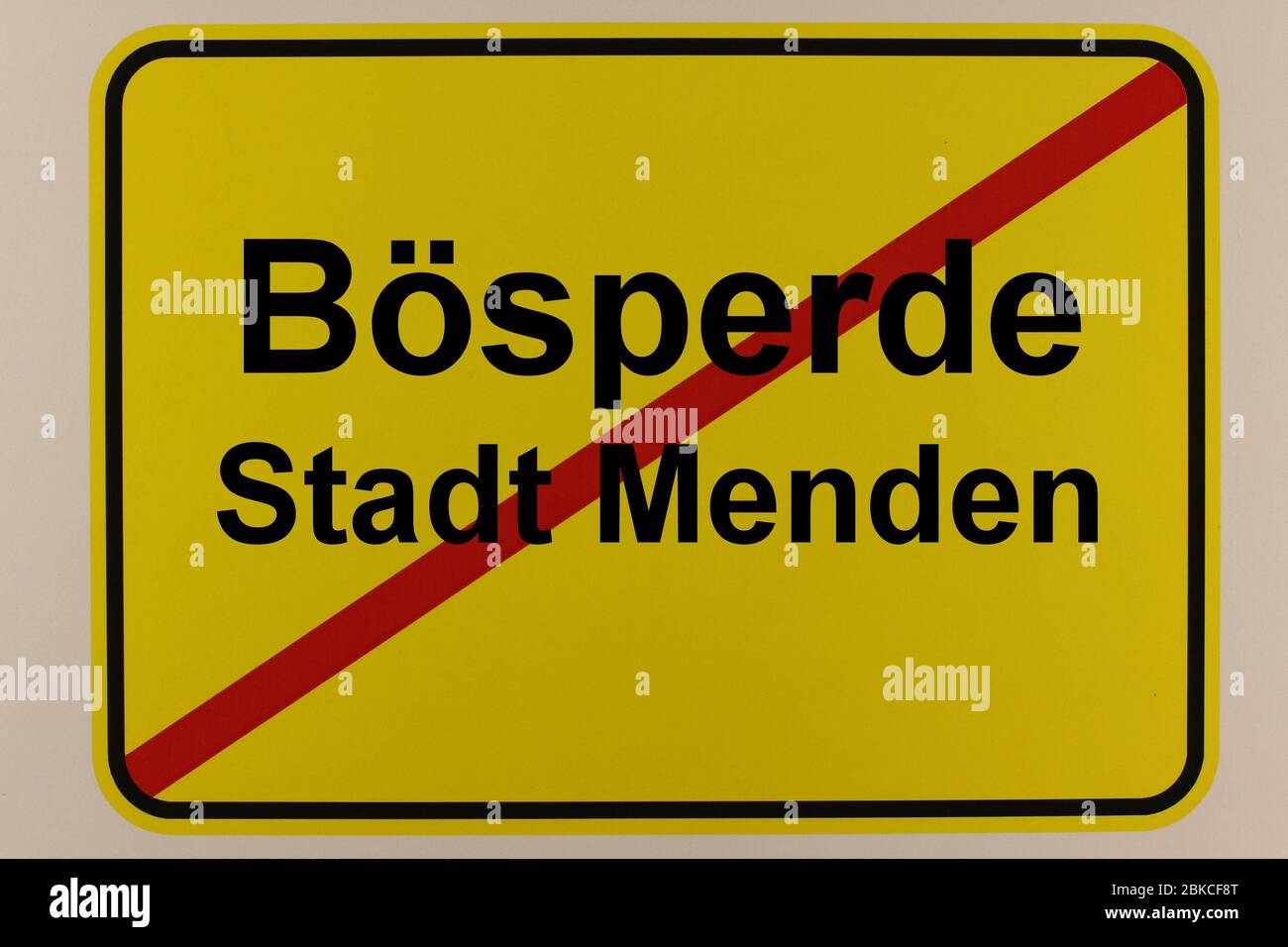 Stadtausgangsschild vom Bösperde, einem Ortsteil der Stadt Menden im Sauerland Stock Photo