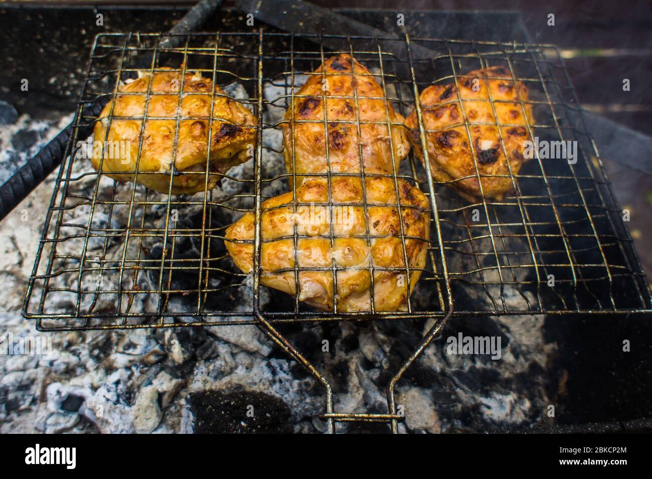 Grill garden green grass good hi-res stock photography and images - Alamy