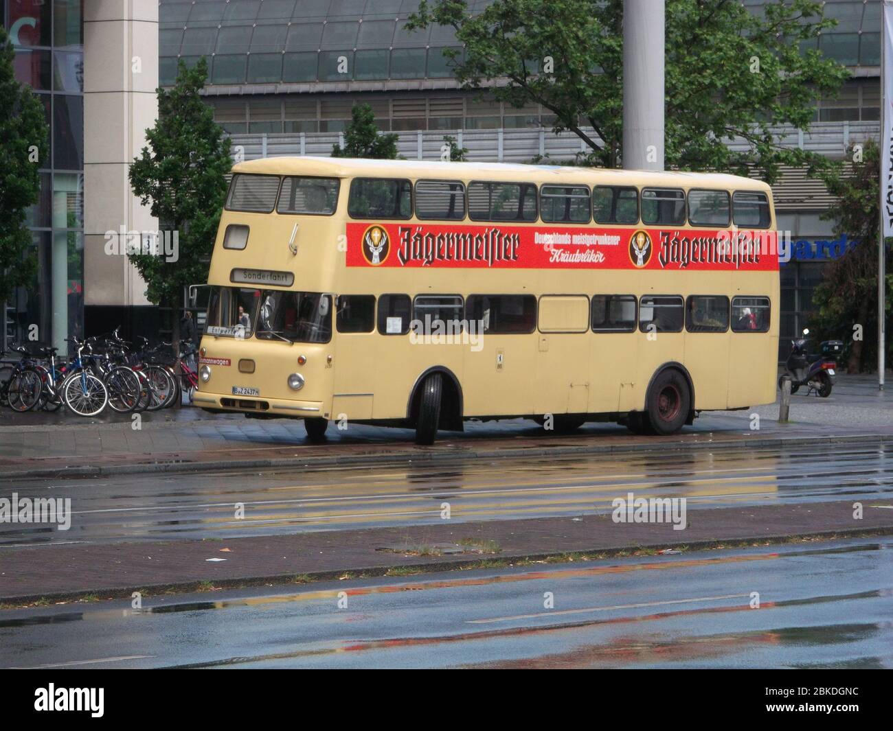 Historischer Doppeldecker der BVG Stock Photo