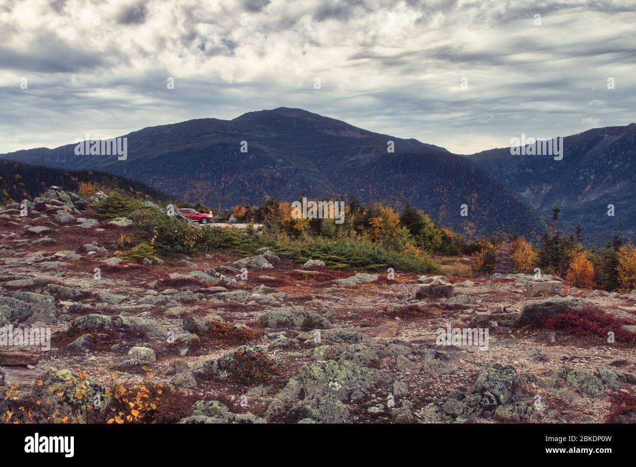 Cloudy mountain pictures hi-res stock photography and images - Alamy