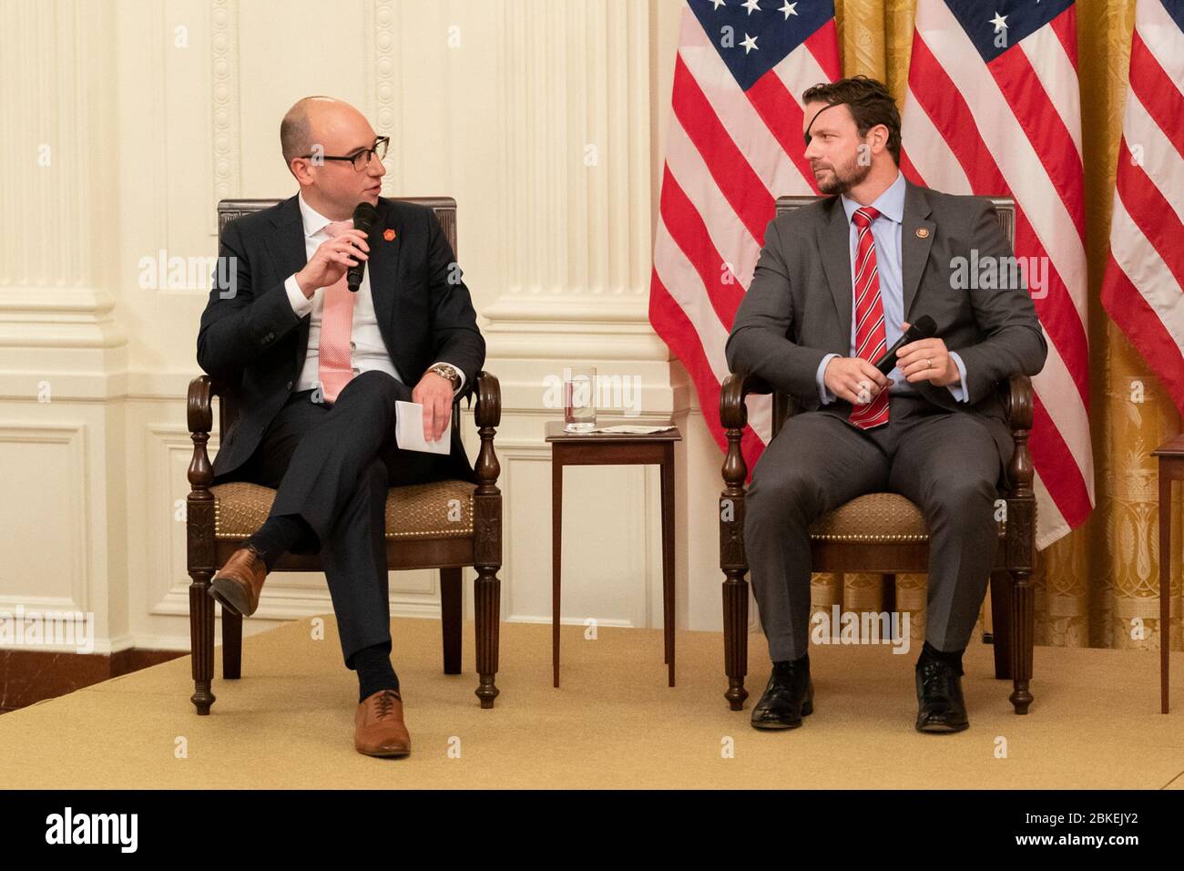 Dan crenshaw hi-res stock photography and images - Alamy