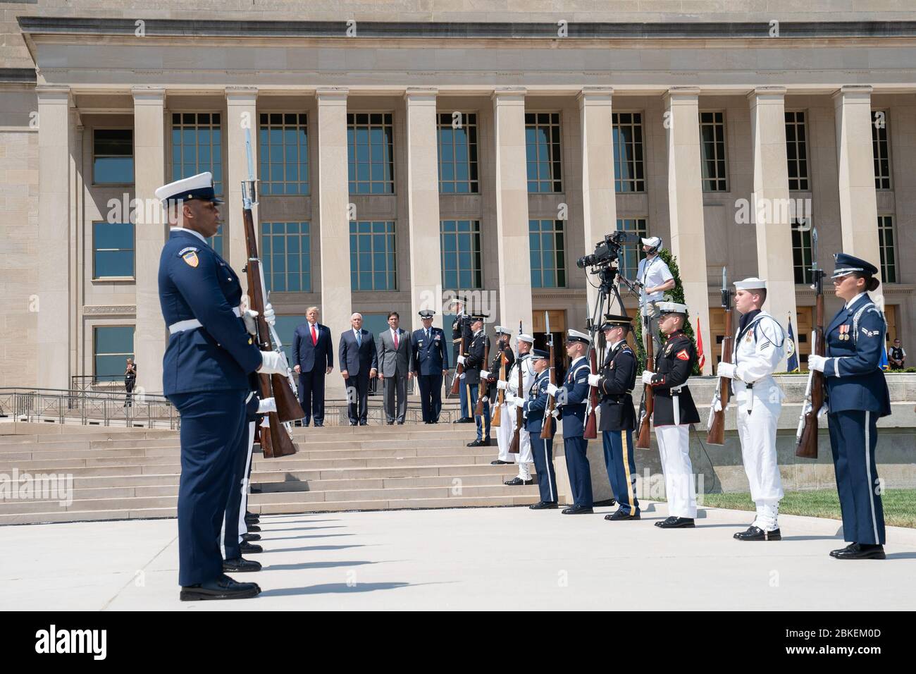 President Donald J. Trump, joined by Vice President Mike Pence, attends the Full Honors Ceremony for Secretary of Defense Esper Thursday, July 25, 2019, at the Pentagon in Arlington, Va. Full Honors Ceremony for Secretary of Defense Mark Esper Stock Photo