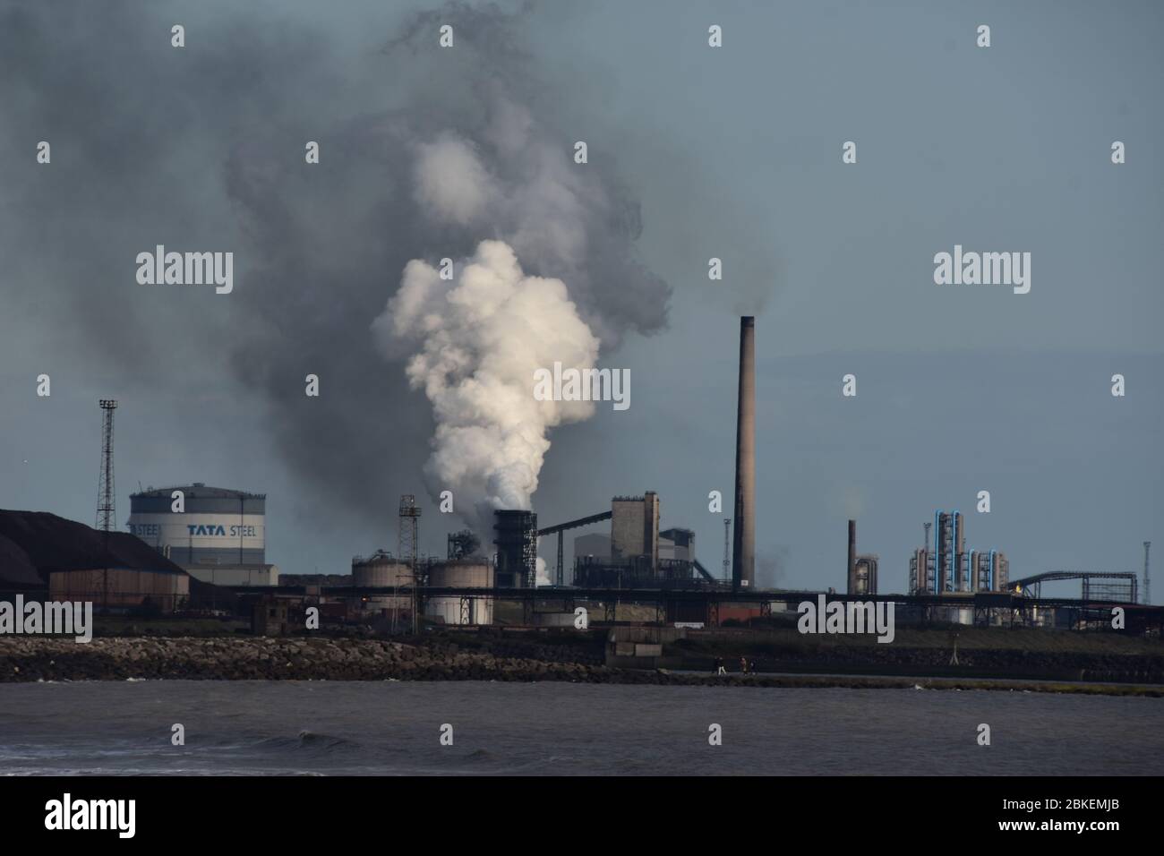 A landscape photograph of Port Talbot Steel Works, West Glamorgan, South Wales, SA13 2NG. Tata Steel Port Talbot Stock Photo