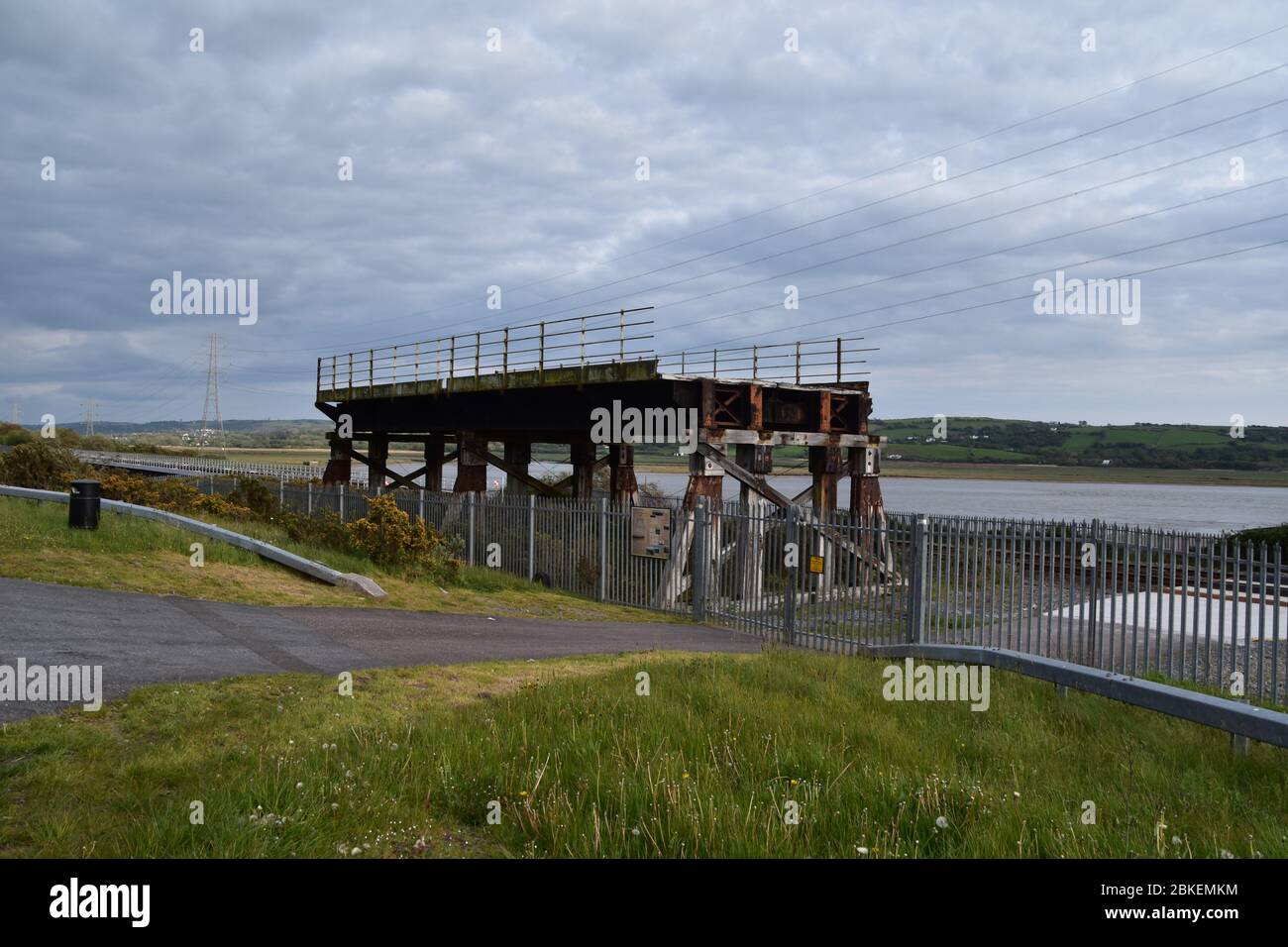 Loughor bridge hires stock photography and images Alamy