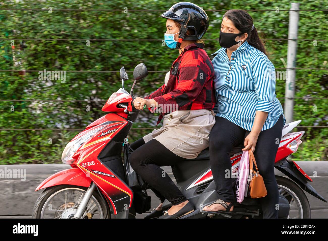 Download Motorcycle Facemask High Resolution Stock Photography And Images Alamy PSD Mockup Templates