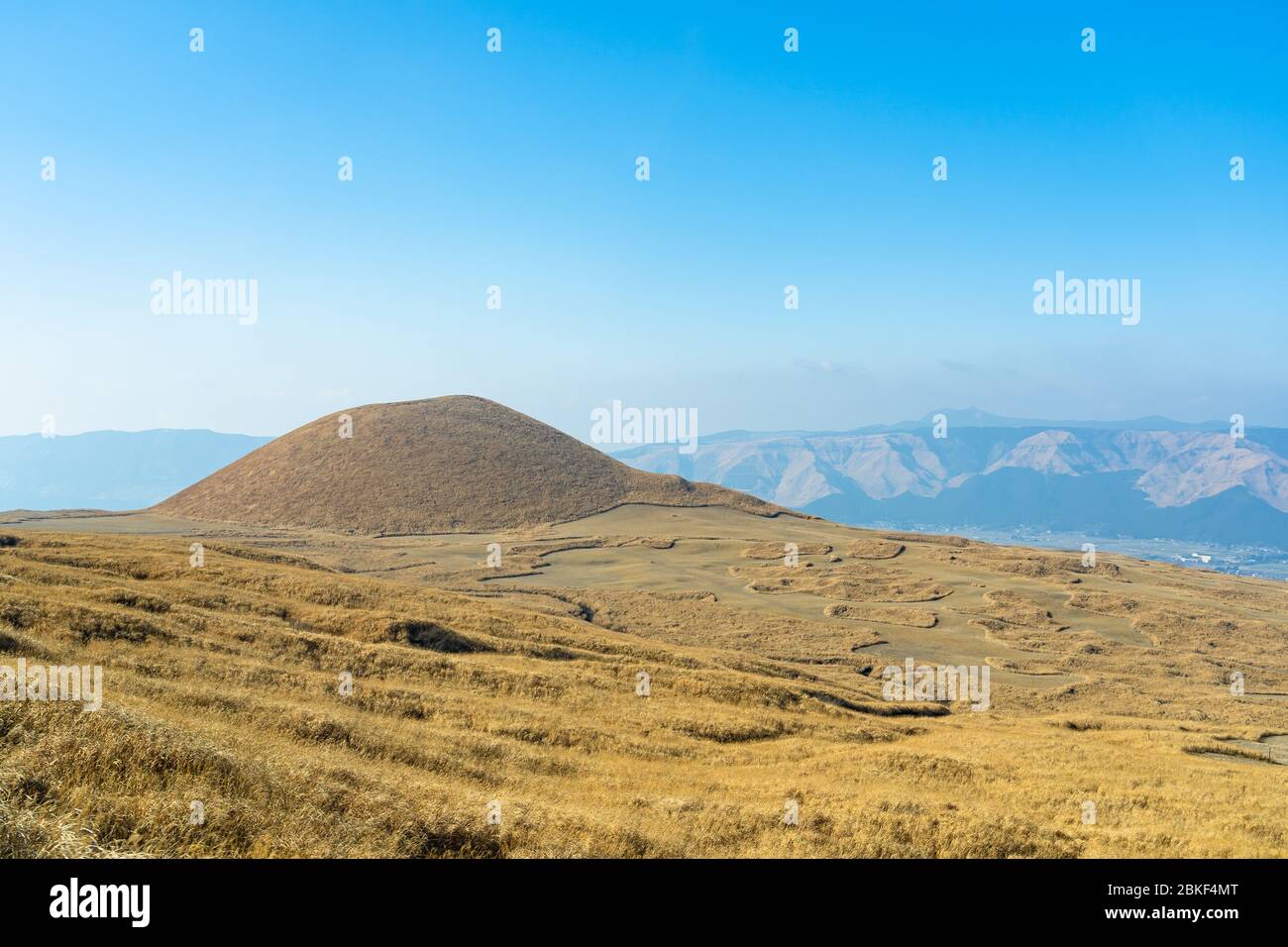 Komezuka In January A Volcanic Cone In Aso Kuju National Park A Grass Field Covers The Surrounding Area And The Surface Of It Kumamoto Prefecture Stock Photo Alamy
