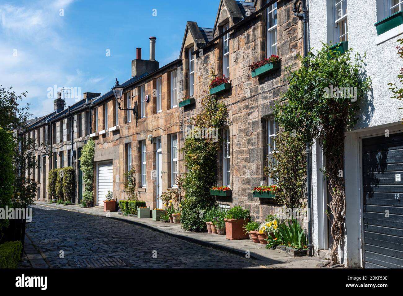 Colourful flower and shrubs display along Circus Lane in Stockbridge