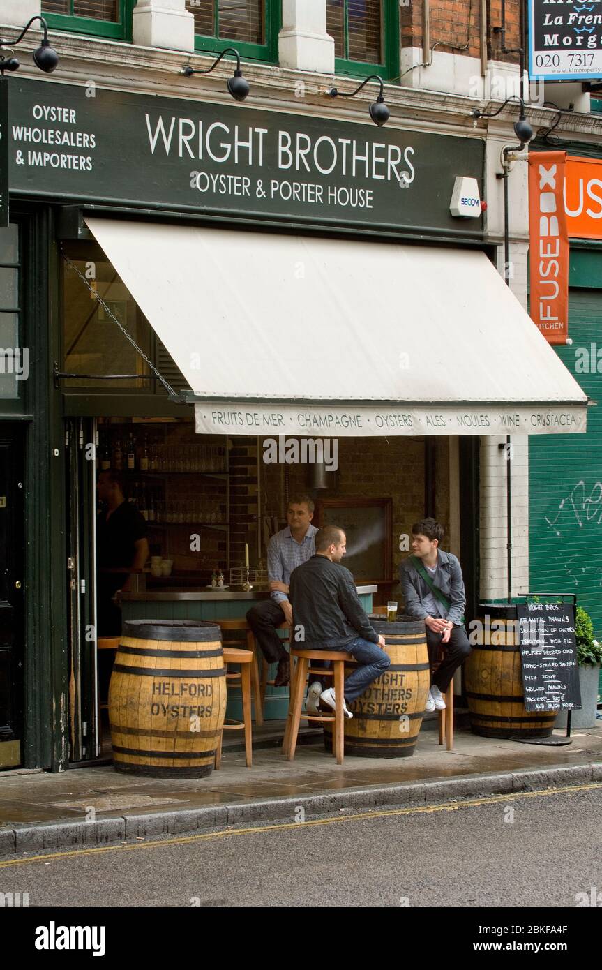 Borough markets pub hires stock photography and images Alamy