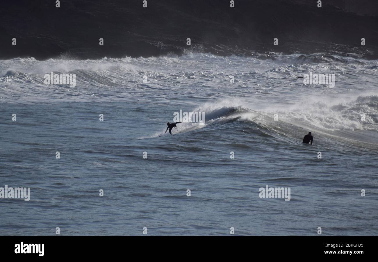 Surfing cornwall wave hi-res stock photography and images - Alamy