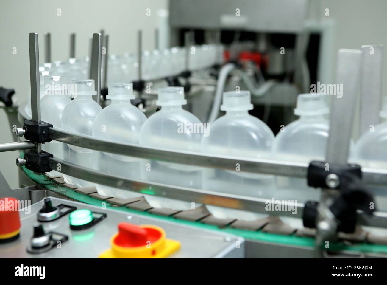 Plastic bottle factory hi-res stock photography and images - Alamy