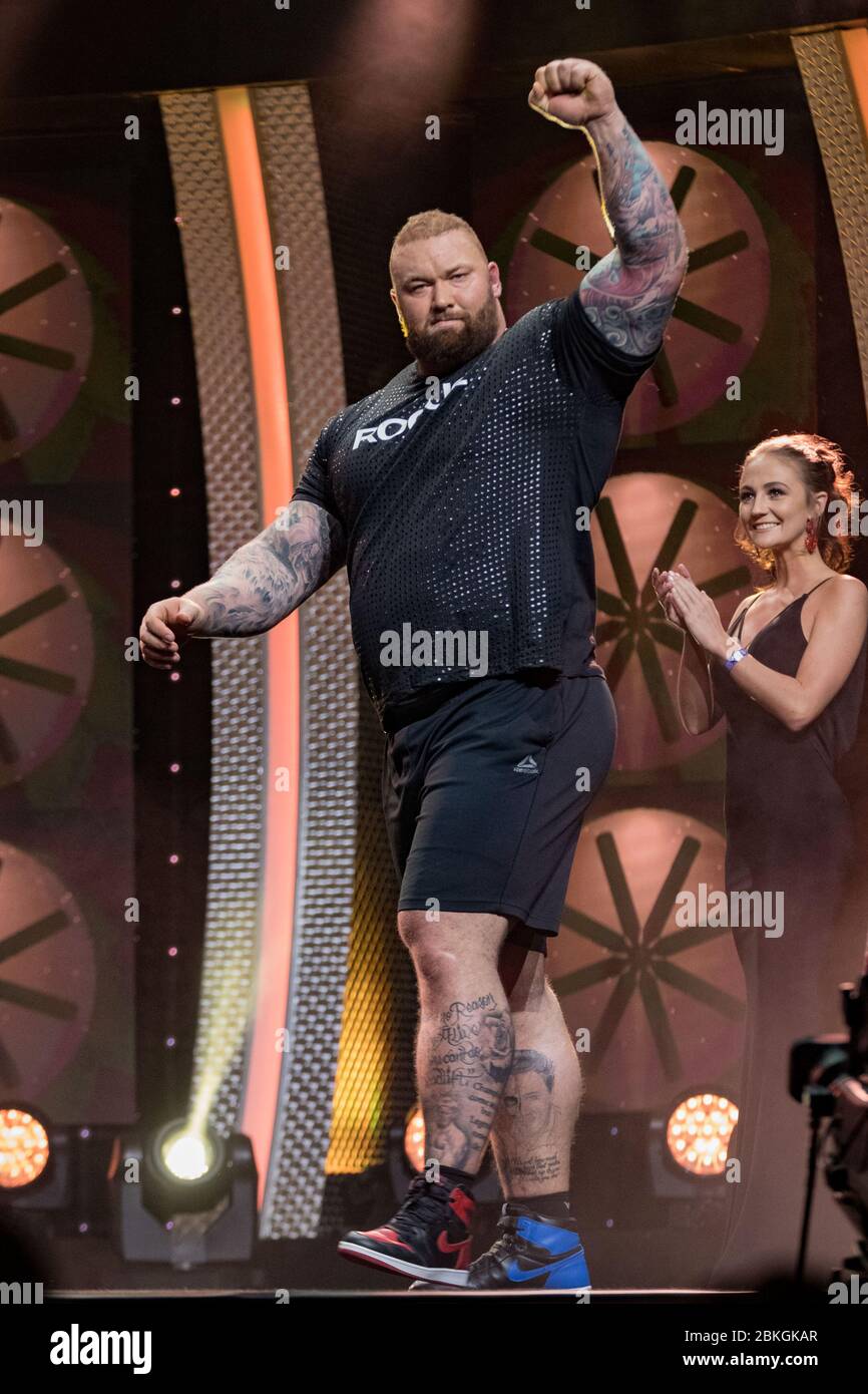 Columbus, Ohio, USA. 04th May, 2020. HAFTHOR BJORNSSON waves to the crowd after winning his second consecutive Arnold Pro Strongman at the Arnold Classic Sports Festival in Columbus, Ohio. Credit: Scott Stuart/ZUMA Wire/Alamy Live News Stock Photo