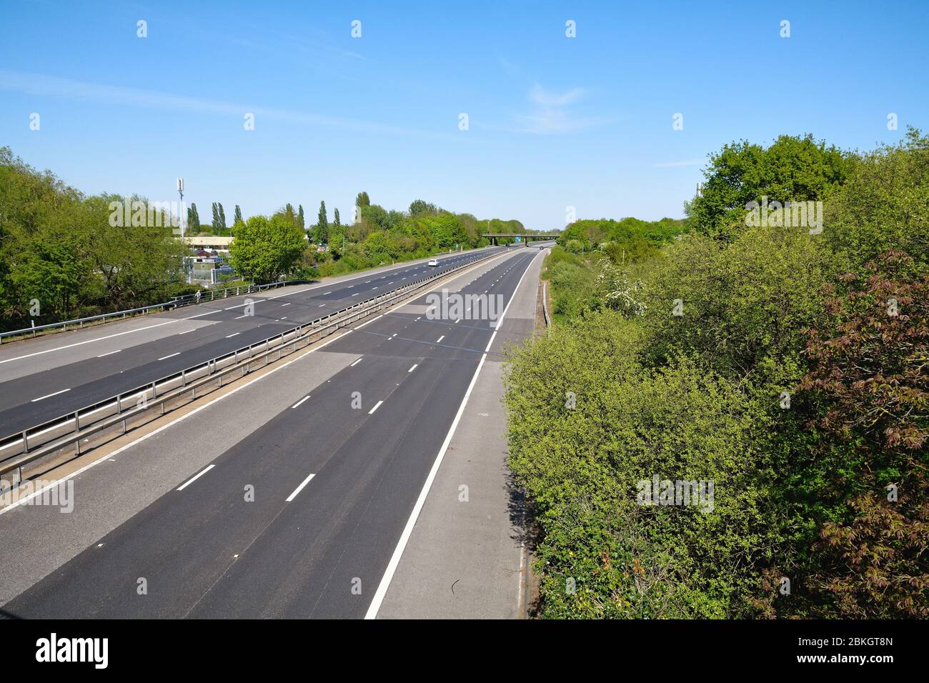 Empty surrey motorway hi-res stock photography and images - Alamy