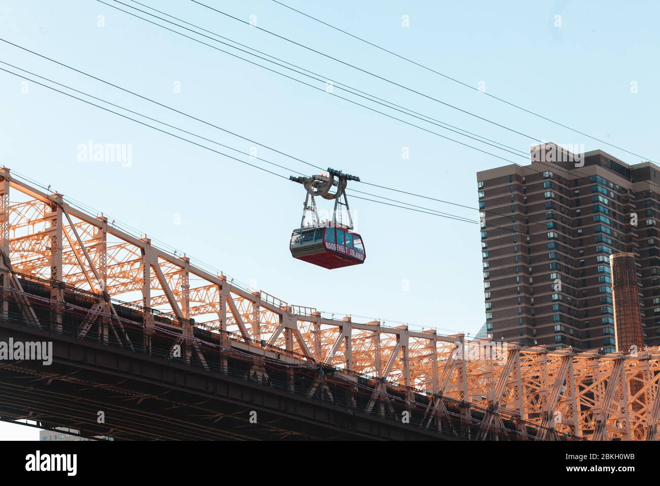 View of overhead cable car over Queensboro Bridge Stock Photo